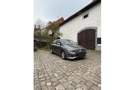 Mercedes-Benz B 180 Gebrauchtwagen