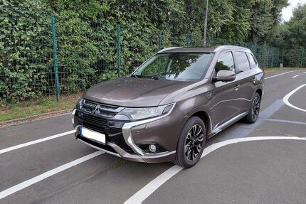 Mitsubishi Plug-in Hybrid Outlander Gebrauchtwagen
