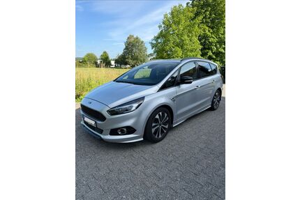 Ford S-Max Gebrauchtwagen