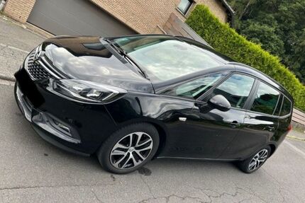 Opel Zafira Tourer Gebrauchtwagen