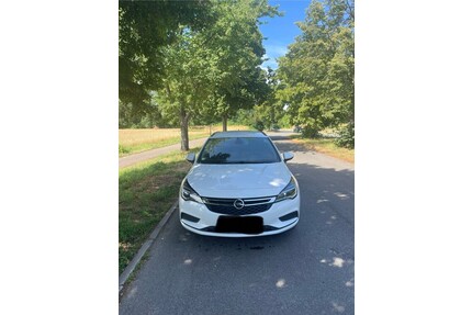 Opel Astra Sports Tourer Gebrauchtwagen