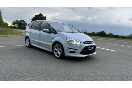 Ford S-Max Gebrauchtwagen