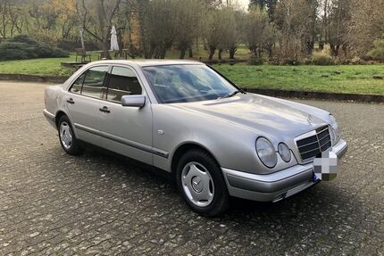 Mercedes-Benz E 200 Gebrauchtwagen