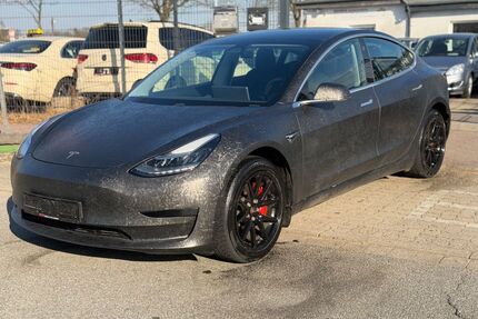 Tesla Model 3 Gebrauchtwagen