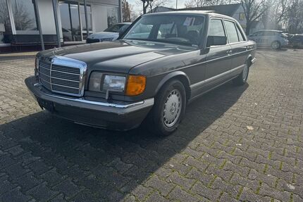Mercedes-Benz 560 Gebrauchtwagen