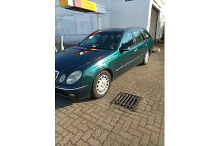 Mercedes-Benz E 320 Gebrauchtwagen