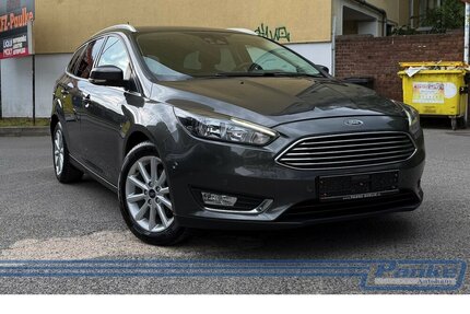 Ford Focus Titanium*AHK*SHZ*Tempo*Keyless*Navi* Gebrauchtwagen
