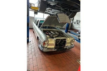 Mercedes-Benz 300 Gebrauchtwagen