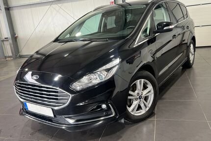 Ford S-Max Gebrauchtwagen