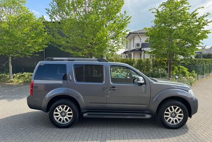 Nissan Pathfinder Gebrauchtwagen