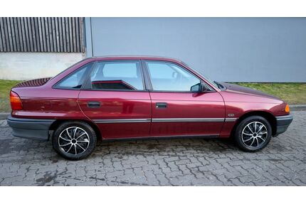 Opel Astra Gebrauchtwagen