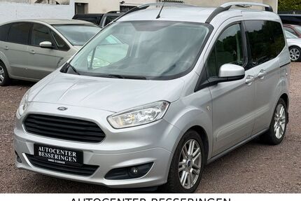 Ford Tourneo Courier Gebrauchtwagen