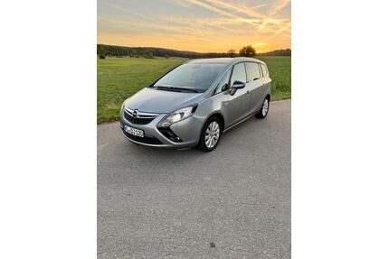 Opel Zafira Tourer Gebrauchtwagen