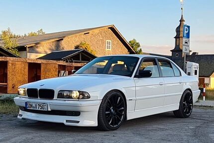 BMW 750 Gebrauchtwagen