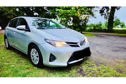 Toyota Auris Gebrauchtwagen