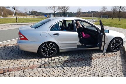 Mercedes-Benz C 180 Gebrauchtwagen