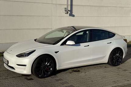 Tesla Model 3 Gebrauchtwagen
