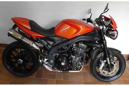 Triumph Speed Triple 1050 Gebrauchtwagen