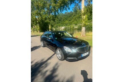 Mercedes-Benz E 220 Gebrauchtwagen