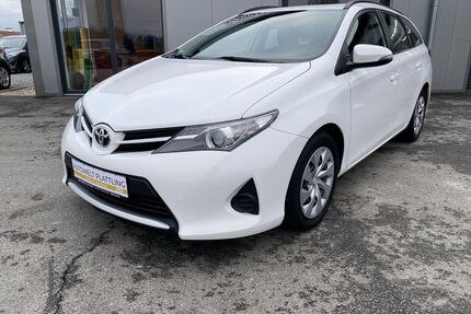 Toyota Auris Gebrauchtwagen
