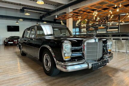Mercedes-Benz 600 