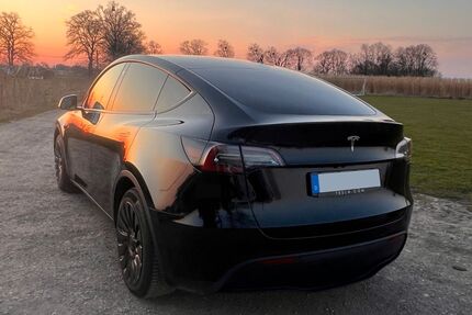 Tesla Model Y Gebrauchtwagen