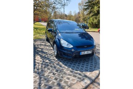 Ford S-Max Gebrauchtwagen