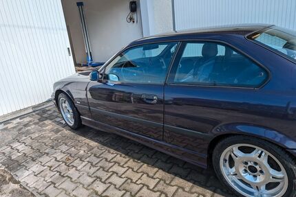 BMW 323 Gebrauchtwagen