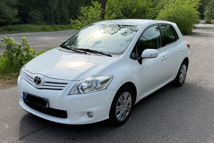Toyota Auris Gebrauchtwagen