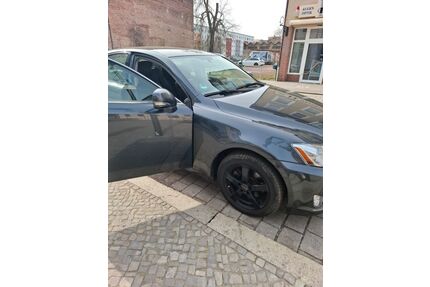 Lexus IS 220 Gebrauchtwagen