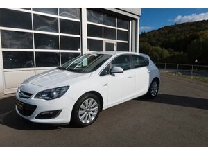 Opel Astra J Lim. 5-trg. Exklusiv Gebrauchtwagen