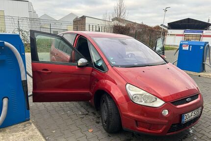 Ford S-Max Gebrauchtwagen