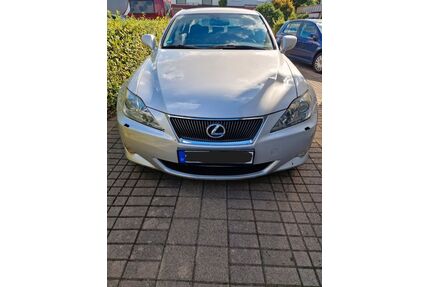 Lexus IS 220 Gebrauchtwagen