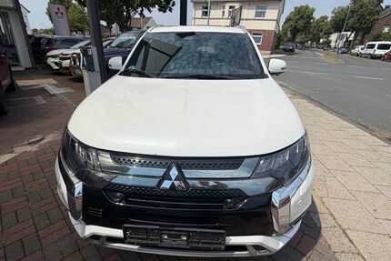 Mitsubishi Plug-in Hybrid Outlander Gebrauchtwagen