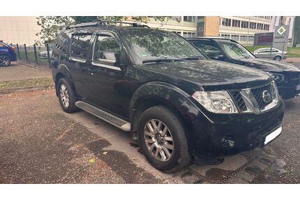 Nissan Pathfinder Gebrauchtwagen
