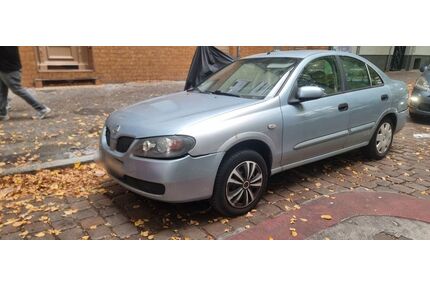 Nissan Almera Gebrauchtwagen