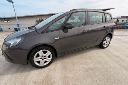 Opel Zafira Tourer Gebrauchtwagen