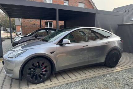 Tesla Model Y Gebrauchtwagen
