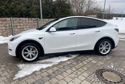 Tesla Model Y Gebrauchtwagen