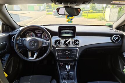 Mercedes-Benz CLA 180 Shooting Brake Gebrauchtwagen