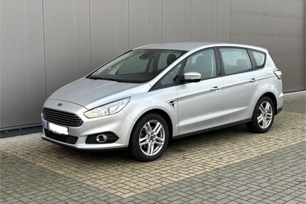Ford S-Max Gebrauchtwagen