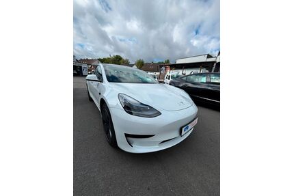 Tesla Model 3 Gebrauchtwagen
