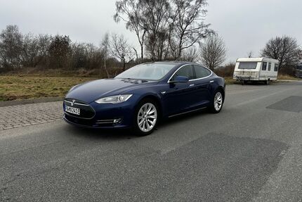 Tesla Model S Gebrauchtwagen