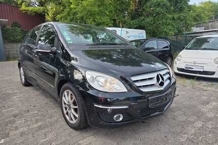 Mercedes-Benz B 180 Gebrauchtwagen
