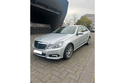 Mercedes-Benz 220 Gebrauchtwagen