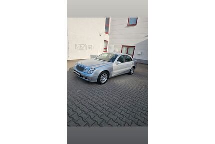 Mercedes-Benz E 200 Gebrauchtwagen