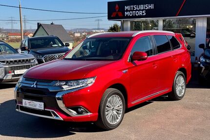 Mitsubishi Plug-in Hybrid Outlander Gebrauchtwagen