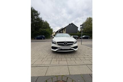 Mercedes-Benz CLA 220 Shooting Brake Gebrauchtwagen