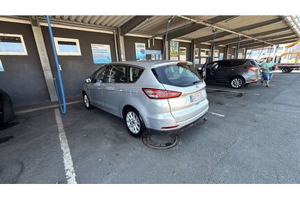 Ford S-Max Gebrauchtwagen