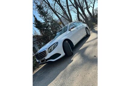 Mercedes-Benz E 220 Gebrauchtwagen